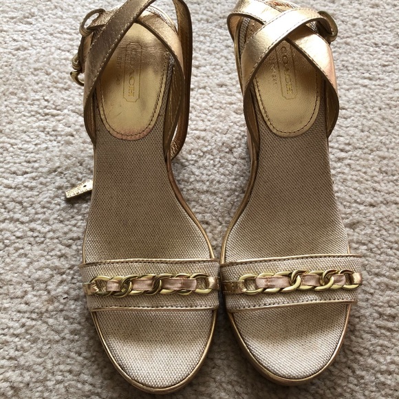 Coach Sandals - Picture 1 of 3